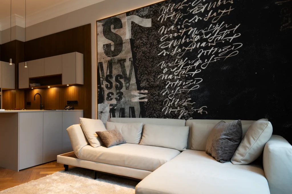 Italienische Designertapete trifft auf hochwertige Farben von Farrow & Ball