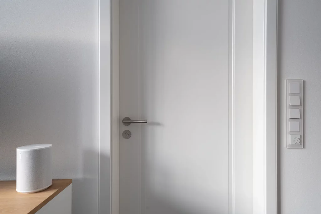 Elegante Transformation einer Dachgeschosswohnung in Obermenzing – Exklusive Wohnraumgestaltung durch Ihren Malermeister aus München